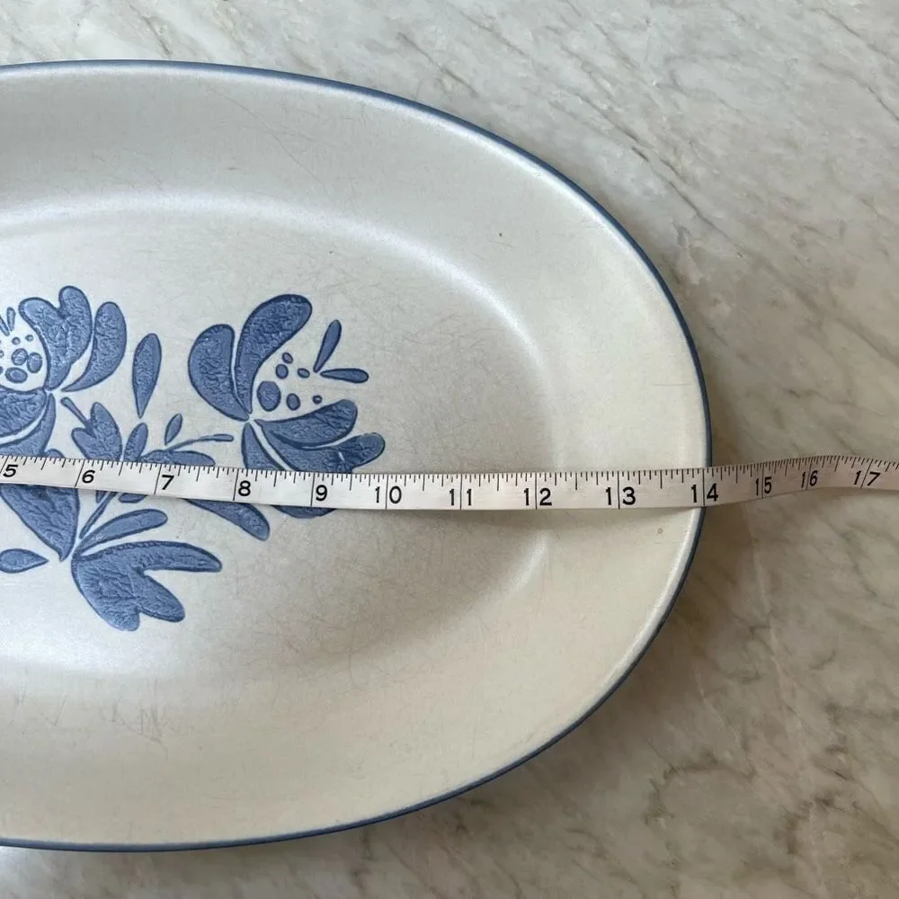 Pfaltzgraff Yorktowne Vintage Oval Serving Platter Plate Tray Made in USA
